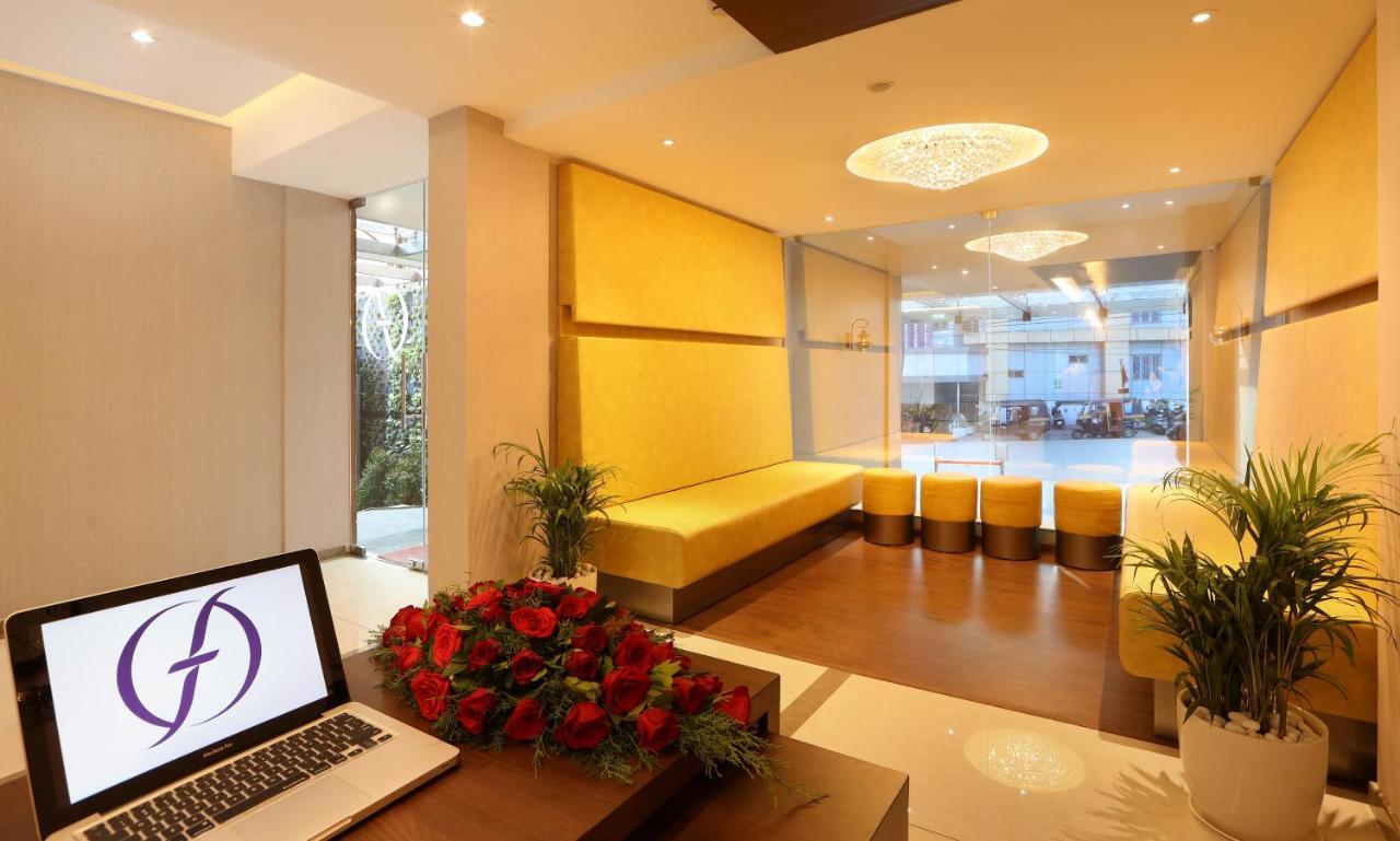 Flora Charishma Residency Aluva Hotel Kochi Exterior foto
